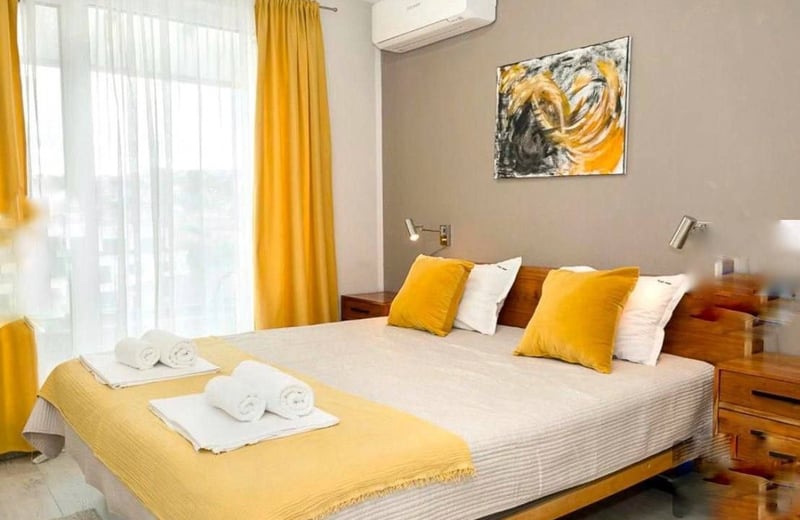 Vermietung einer komfortablen 2-Zimmer-Wohnung, 65 m², Stadtteil Hl. Hl. Konstantin und Helena, Varna, Bulgarien